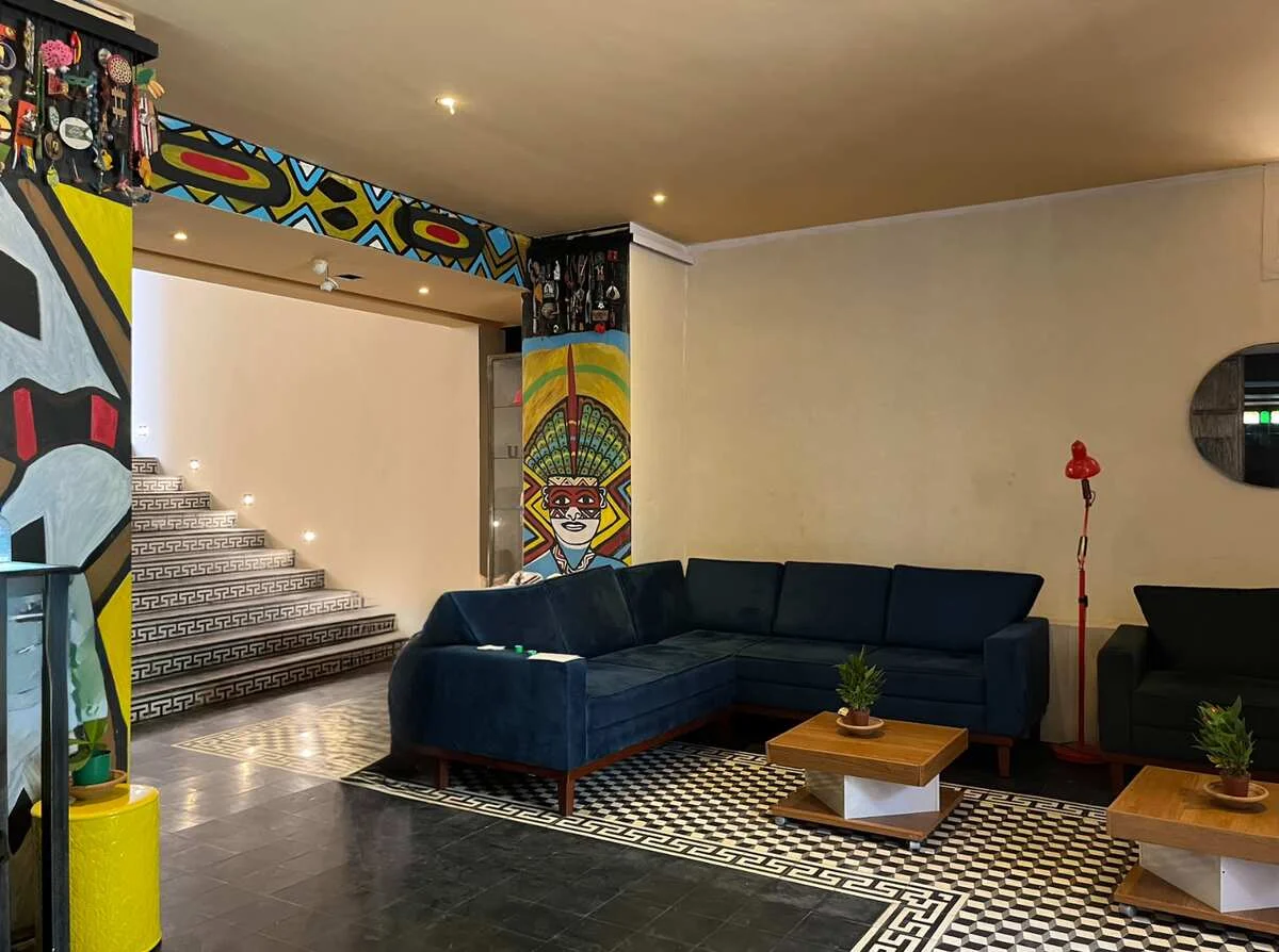 The lounge and its toucan mural