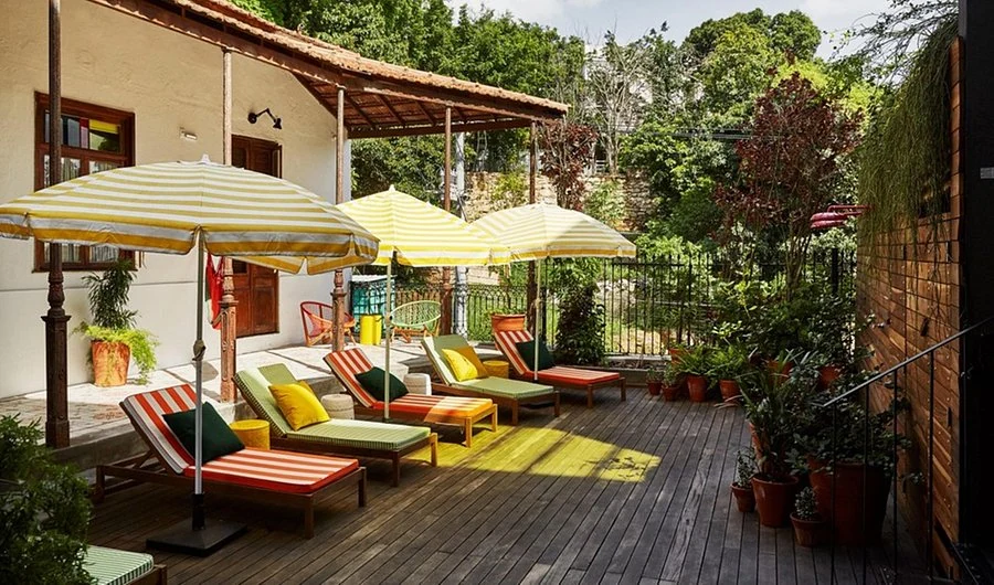 The terrace loungers