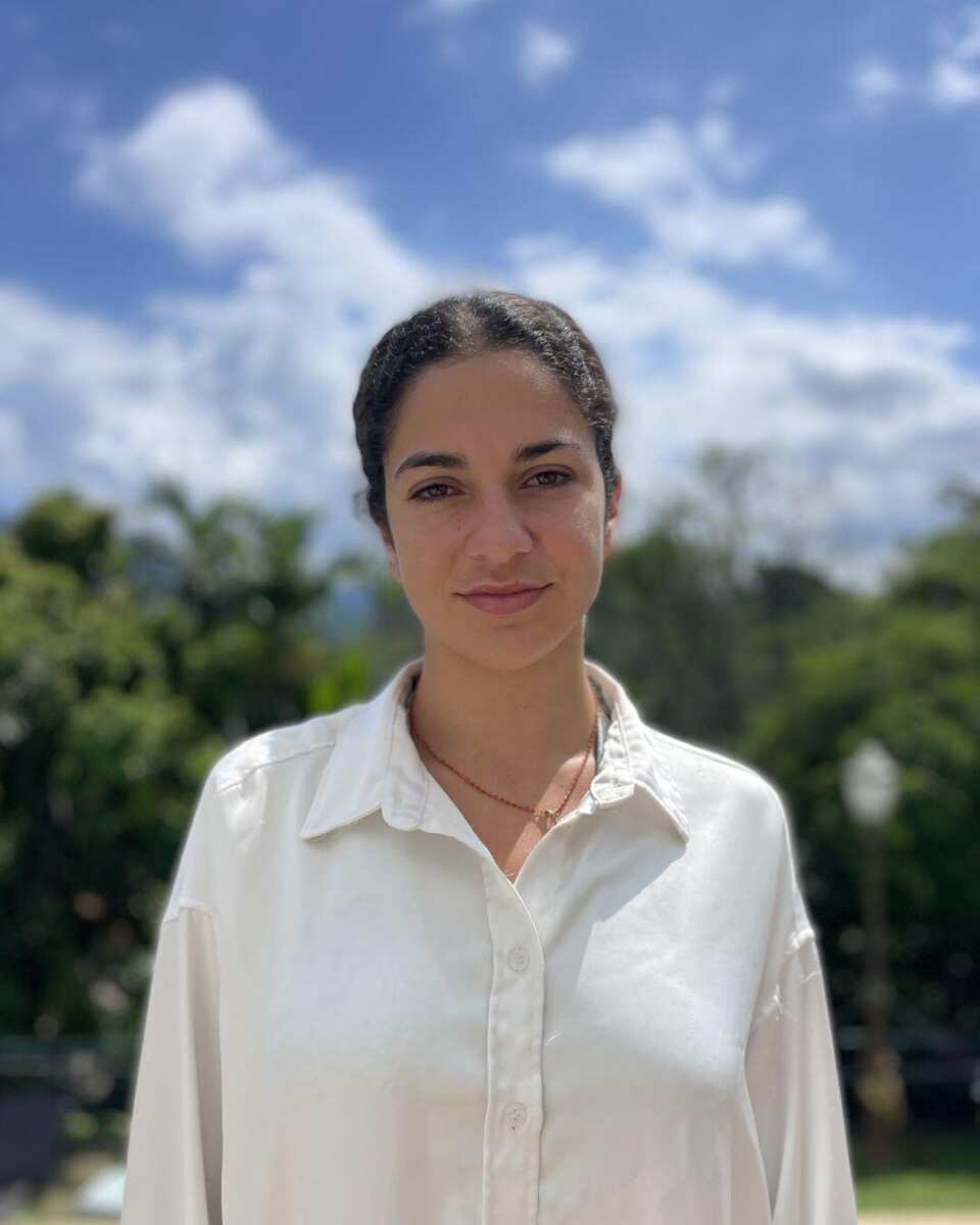 Inès